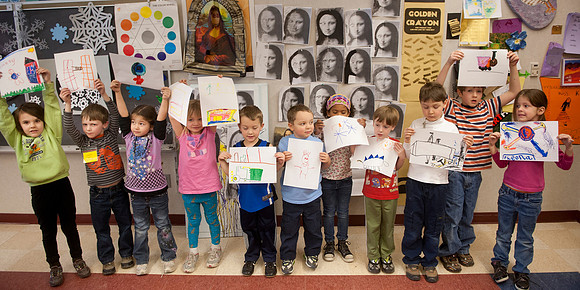 KINDERGARTEN CREATIVE